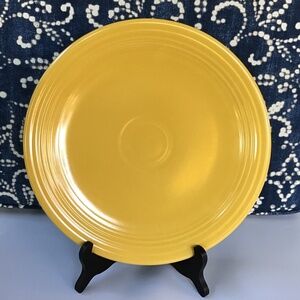 Large Fiestaware 12” Chop Plate Serving Cake Platter Yellow Vintage Fiesta